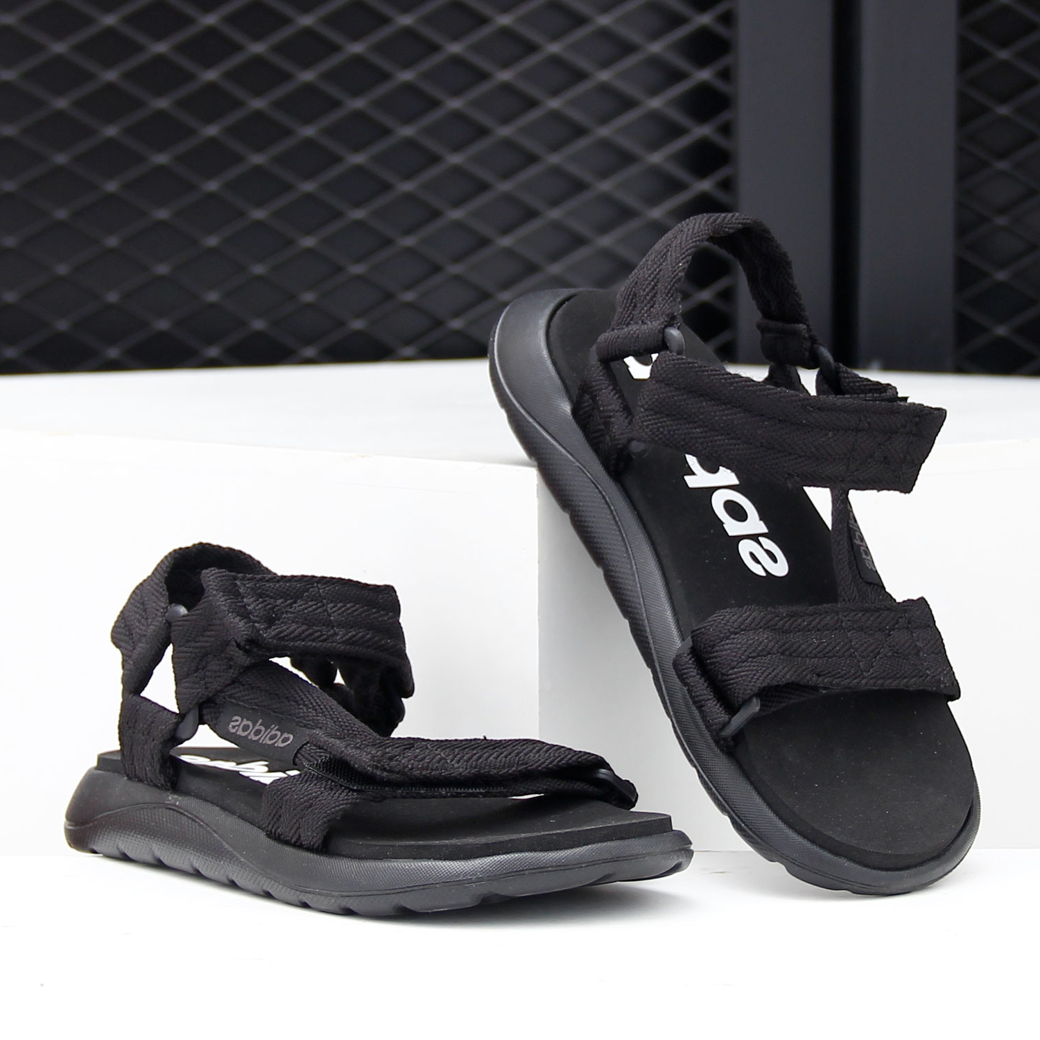 Adidas/阿迪达斯正品夏季新款大童运动休闲凉鞋FV8857