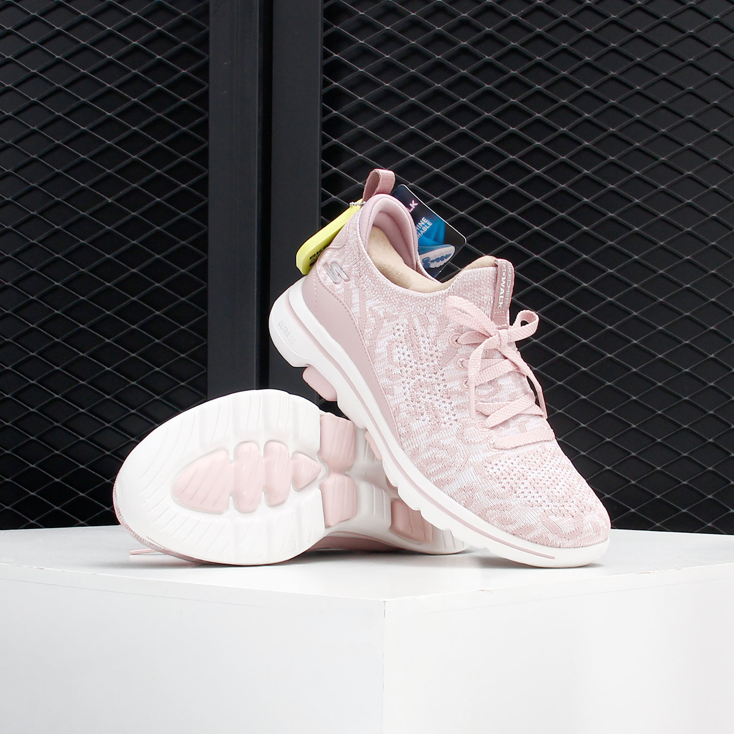 斯凯奇女子舒适运动休闲鞋