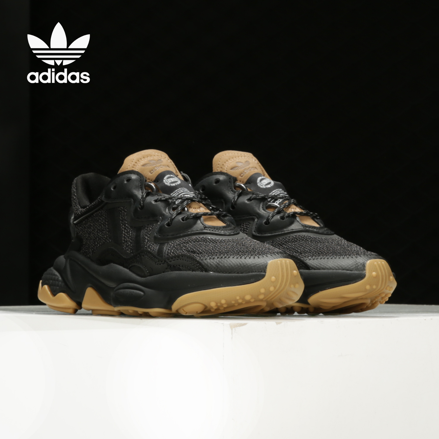 Adidas/阿迪达斯正品三叶草 OZWEEGO 男女经典运动跑步鞋 FV6643