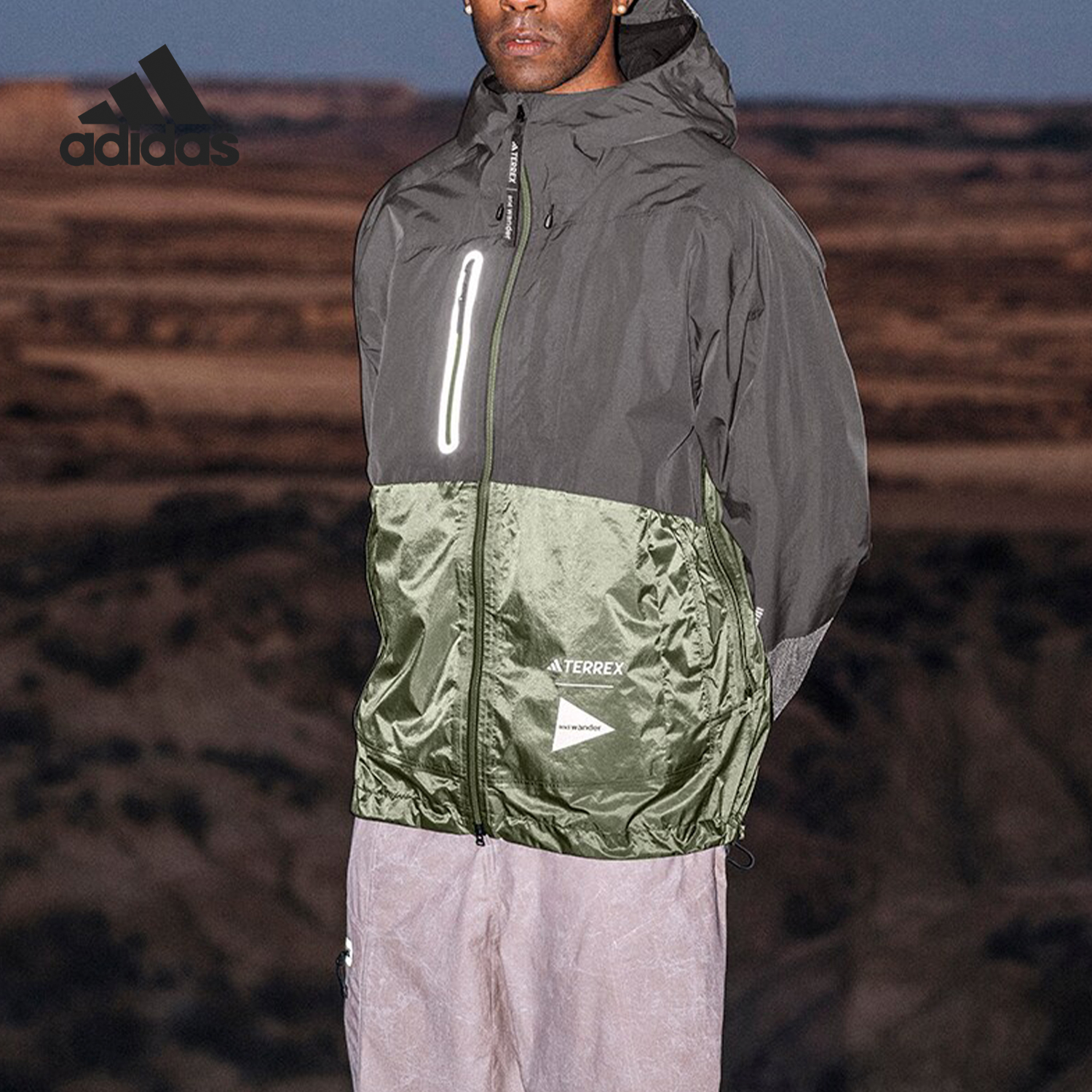 Adidas/阿迪达斯正品TERREX男士宽松训练连帽冲锋衣HR7147