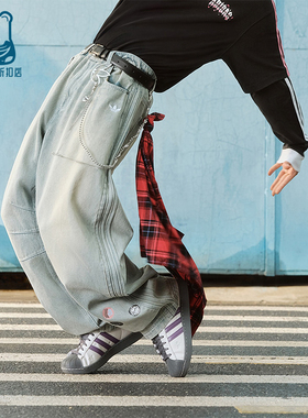 Adidas/阿迪达斯正品三叶草男士时尚经典运动弯刀牛仔长裤KT6366