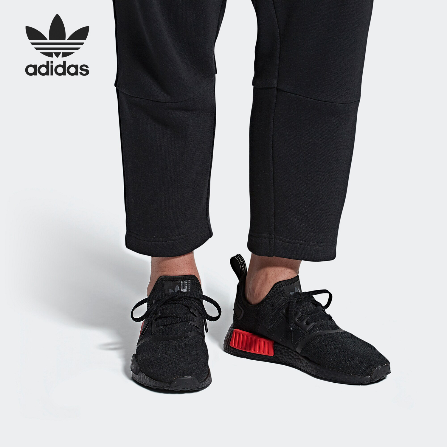 Adidas/阿迪达斯正品 NMD_R1 Boost 黑武士 男女低帮板鞋B37618