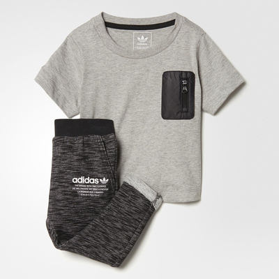 阿迪达斯婴童正品套装清仓特价BQ4307 FM5496 GN2229