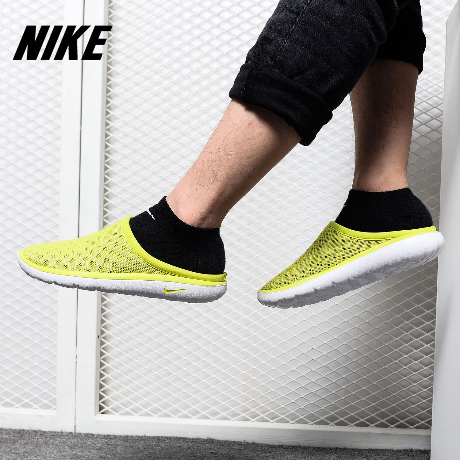 Nike/耐克夏季男女轻便透气运动沙滩鞋凉鞋鸟巢拖鞋441377