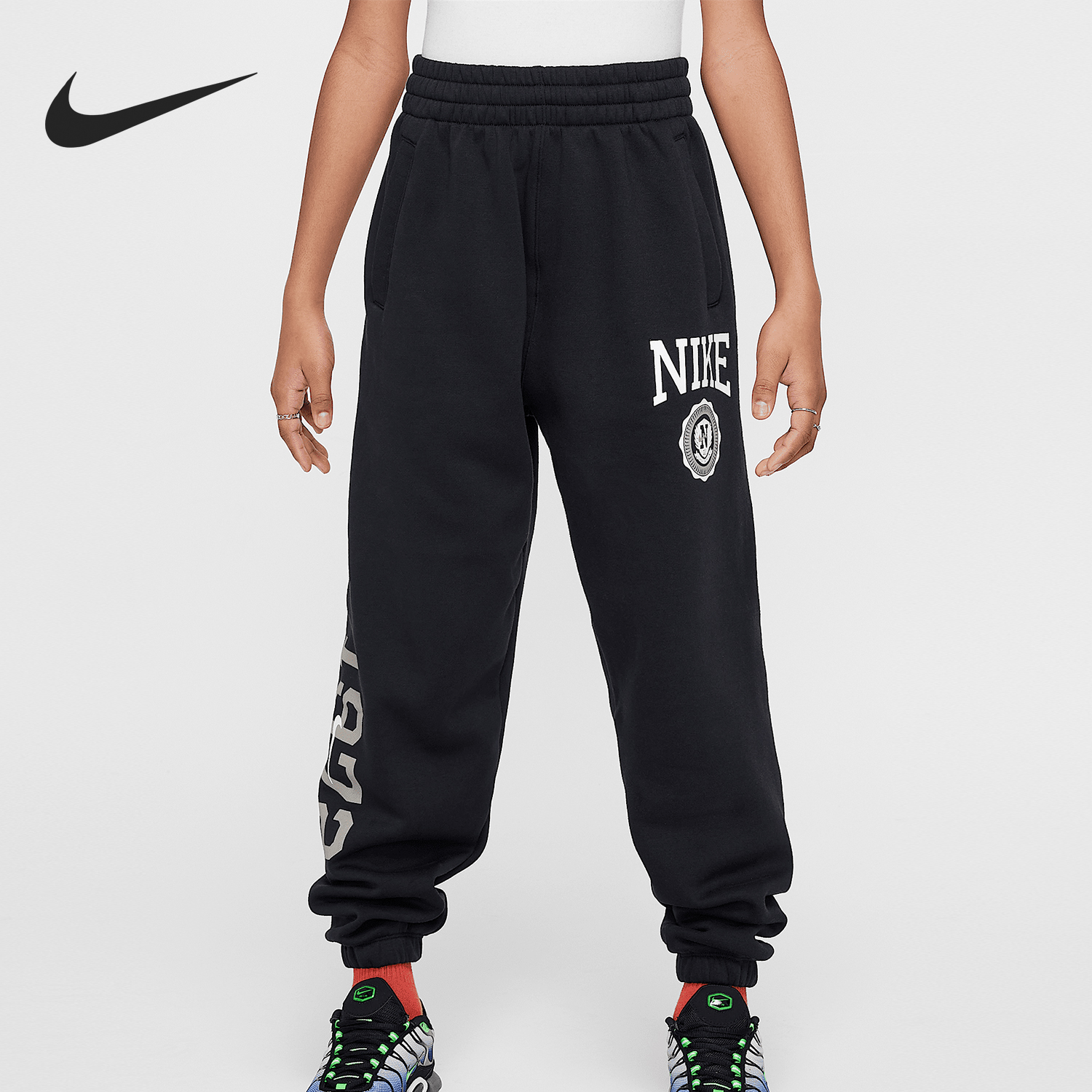 Nike/耐克正品秋冬新款大童运动休闲宽松加绒长裤HJ3374-010