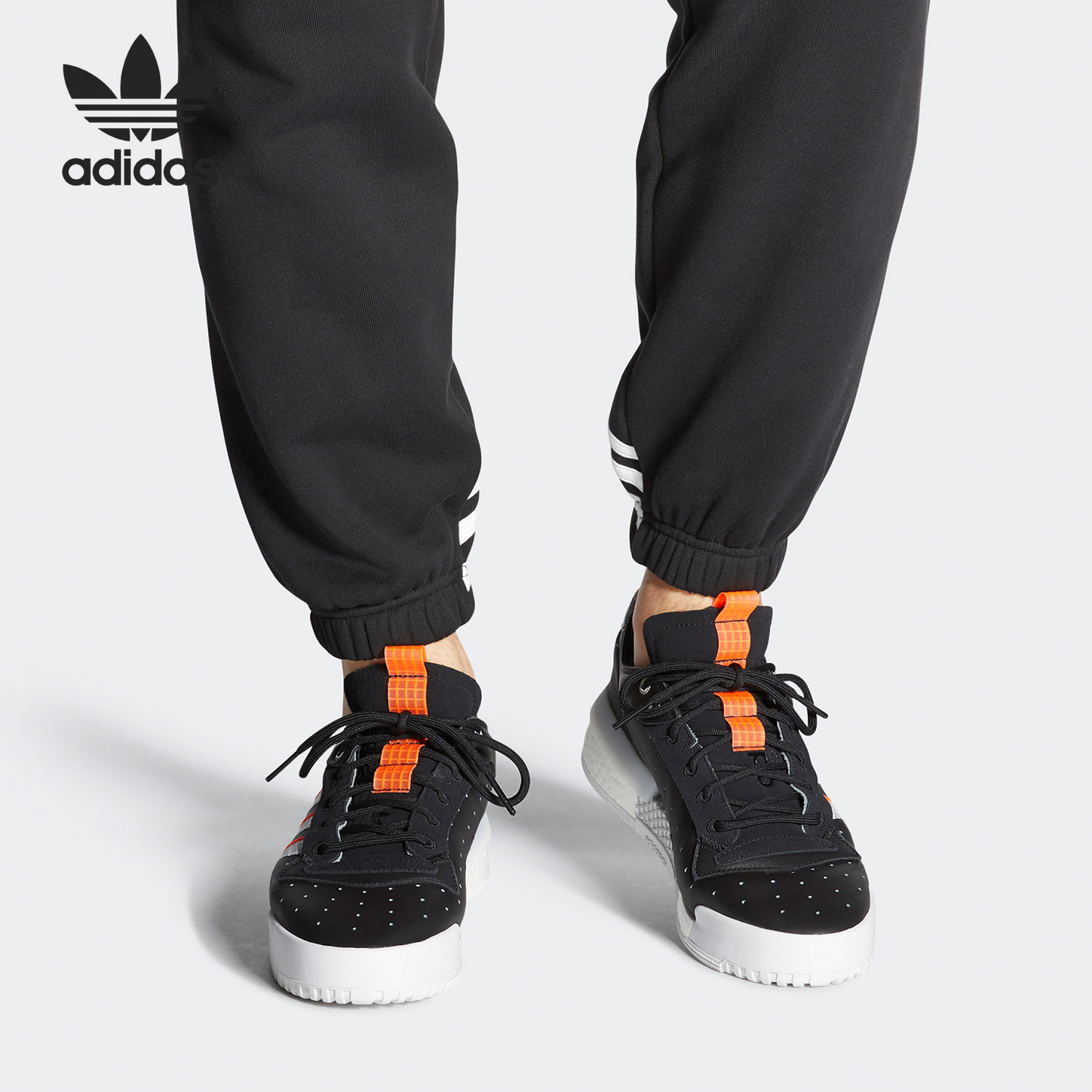 Adidas/阿迪达斯低帮休闲板鞋