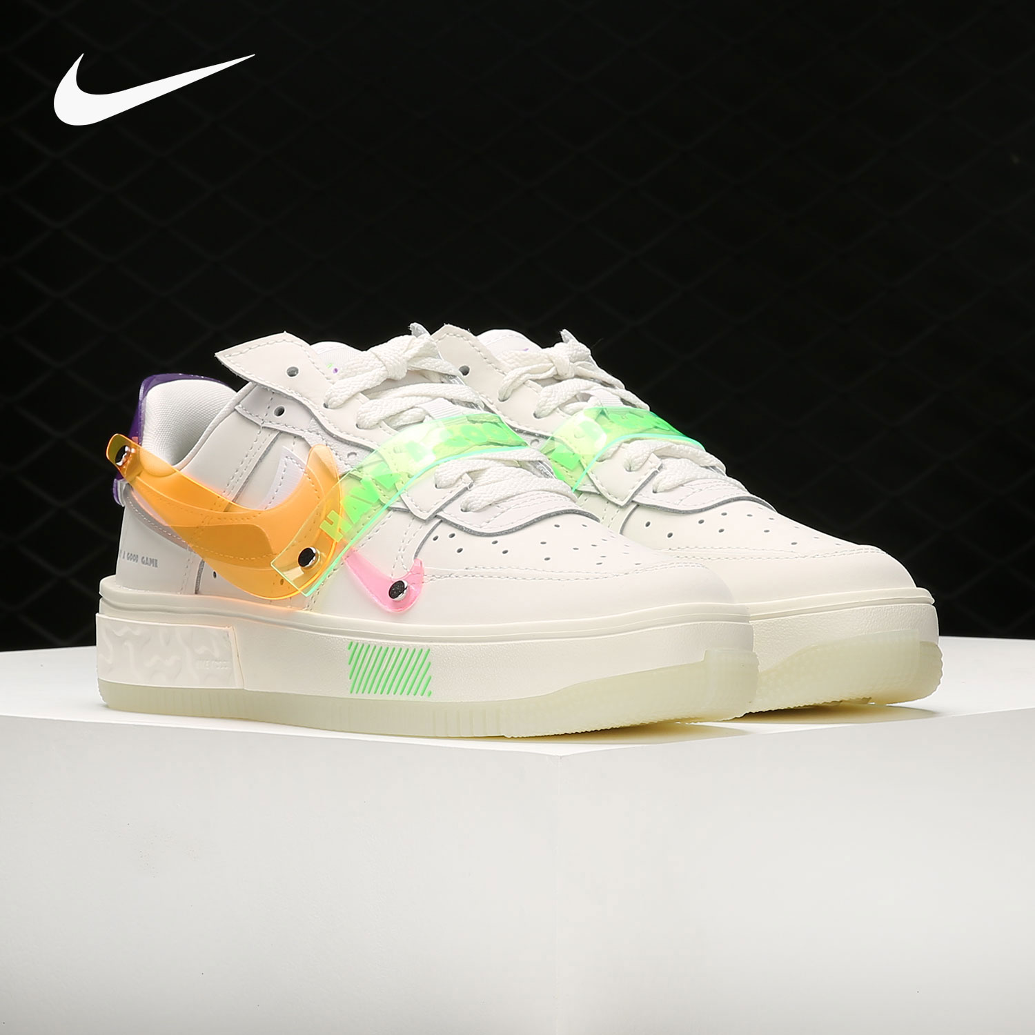 Nike/耐克正品Air Force 1 AF1男女低帮休闲板鞋 DO2332-111