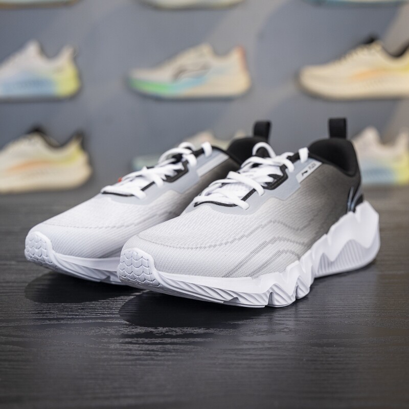 李宁正品灵动男子轻便透气耐磨回弹运动训练低帮跑步鞋AGCV283-4