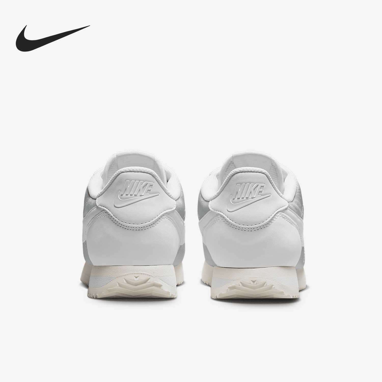 Nike/耐克正品Cortez女士轻盈低帮休闲系带运动鞋HM8286-001