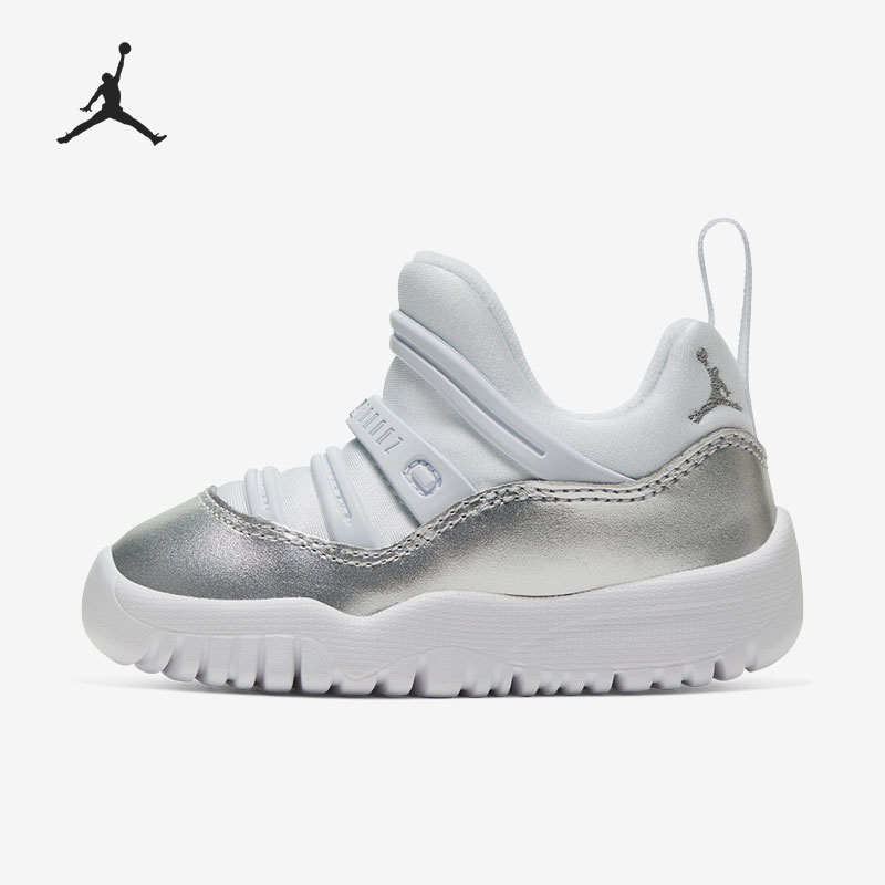 耐克婴童舒适运动篮球鞋