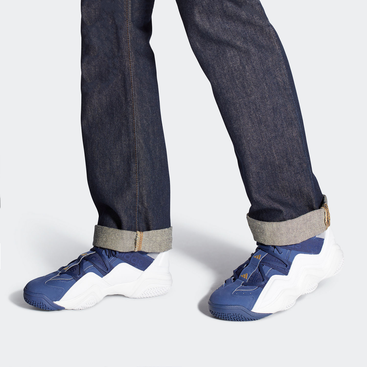 Adidas/阿迪达斯正品 2000科比Kobe元年天足缓震耐磨篮球鞋FW1228