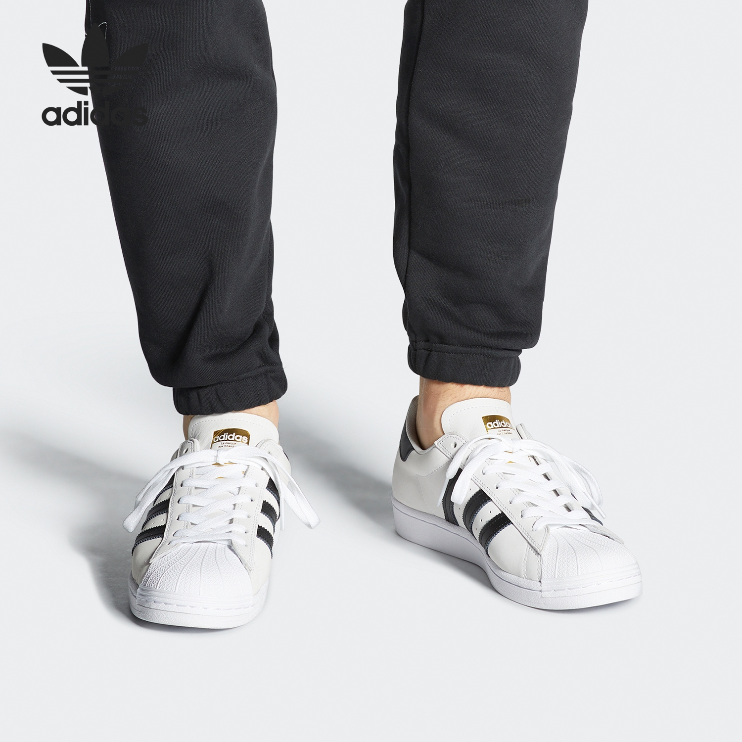 阿迪达斯男士复古轻质防滑板鞋