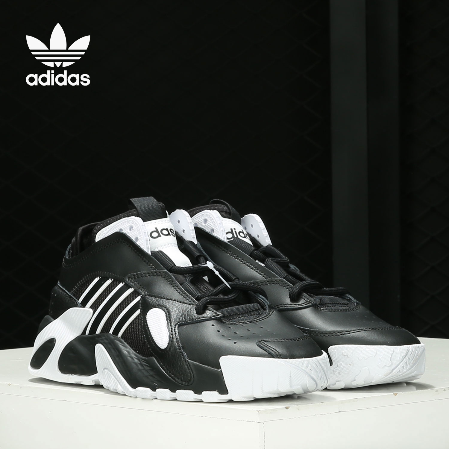 阿迪达斯经典休闲男女运动鞋