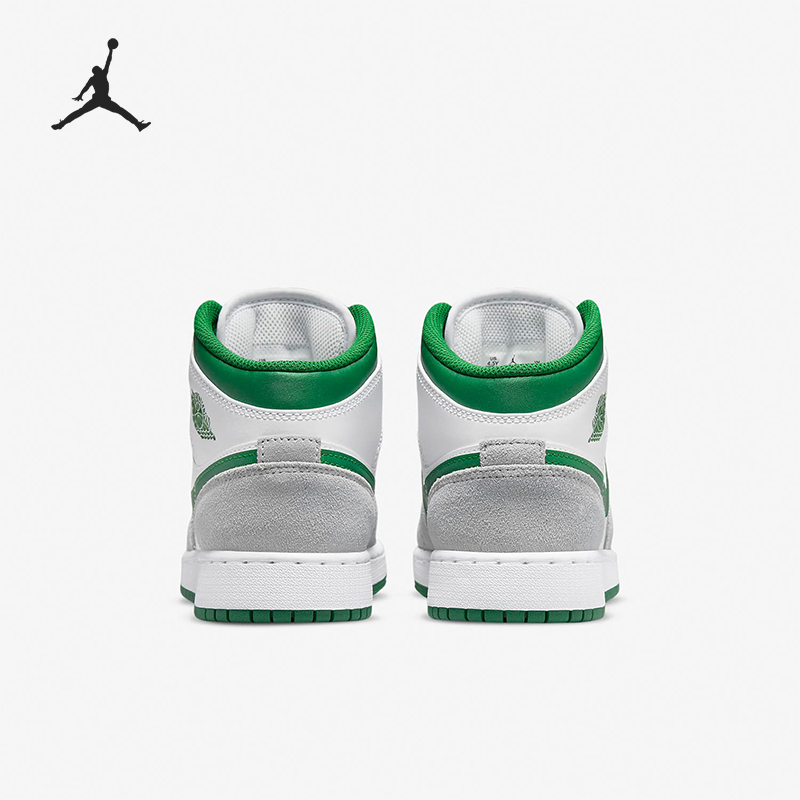 耐克大童复古耐磨篮球鞋