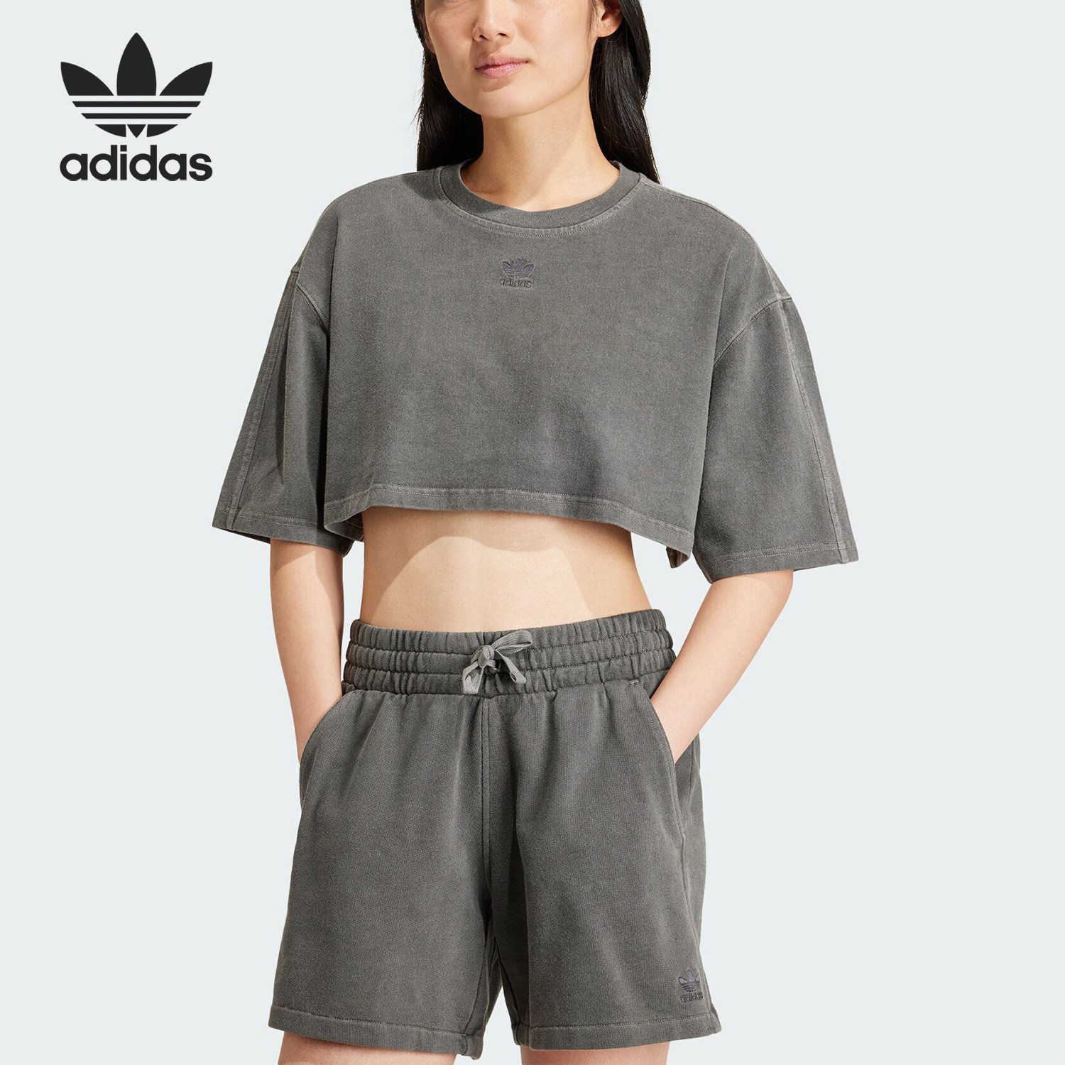 Adidas/阿迪达斯正品2024新款三叶草女士短款短袖T恤IT9883