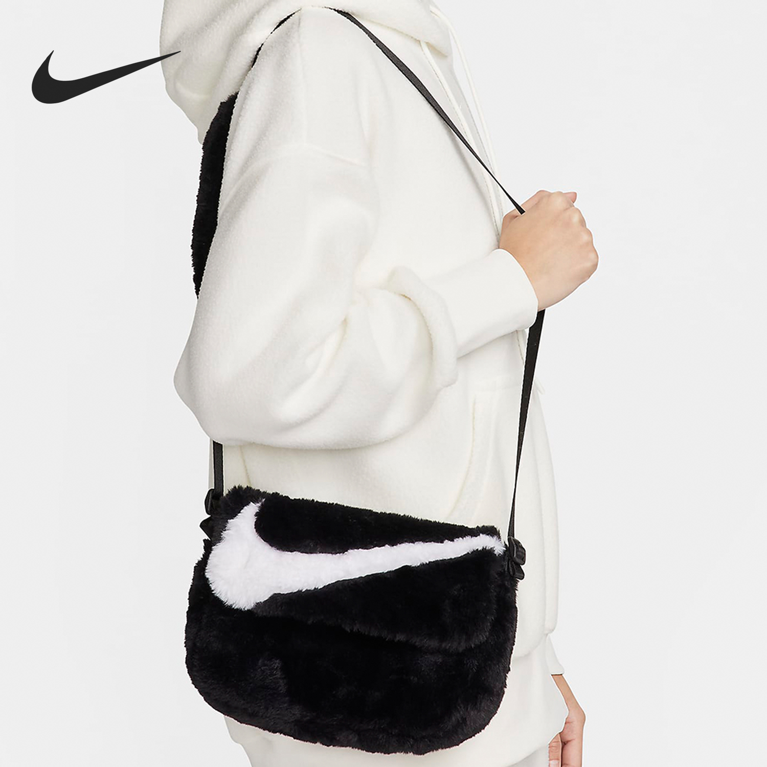 Nike/耐克正品2024春季女士毛绒可爱单肩斜挎包FB3048-010