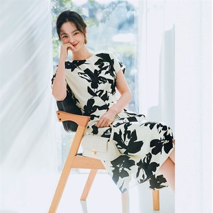 中年氣質洋氣夏季 媽媽連衣裙夏裝 2024新款 40歲年輕女裝 裙子 媽媽裝