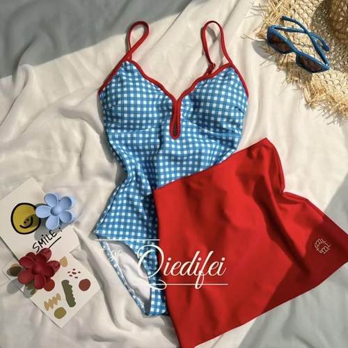 日系清新少女减龄蓝格子夏日吊带露背显瘦温泉连体泳衣女红色半裙