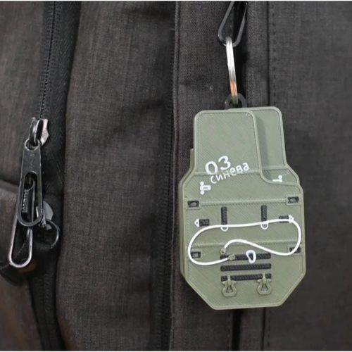 磁吸玩具挂件装饰钥匙三角洲行动游戏周边模型半自动深蓝变形盾牌