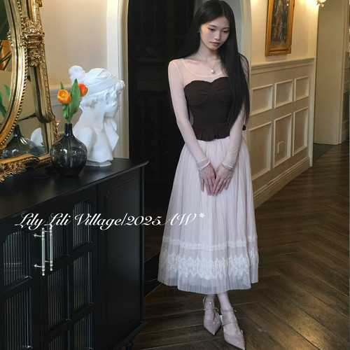 纯欲巧克力色针织上衣+拼接半裙