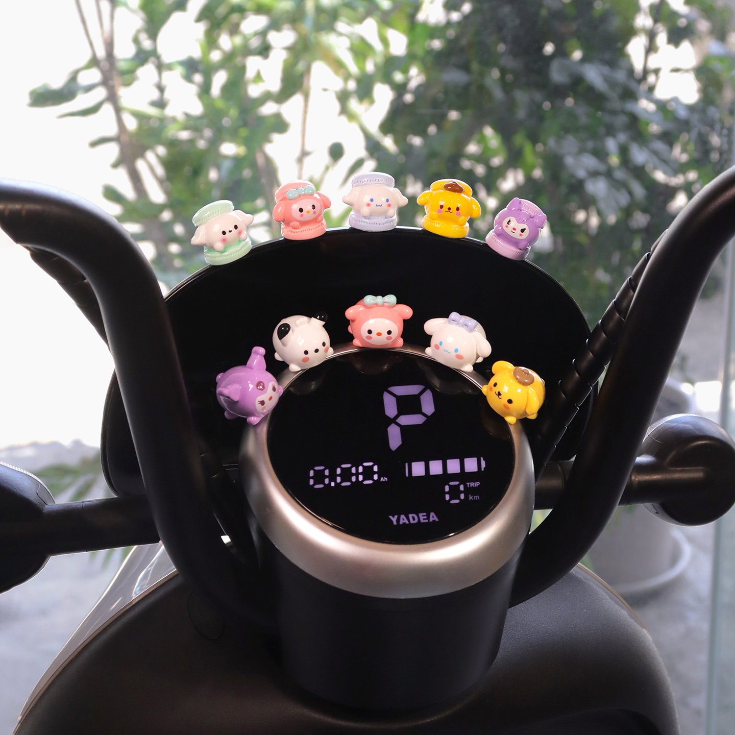 创意卡通电动车车贴车载可爱摆件