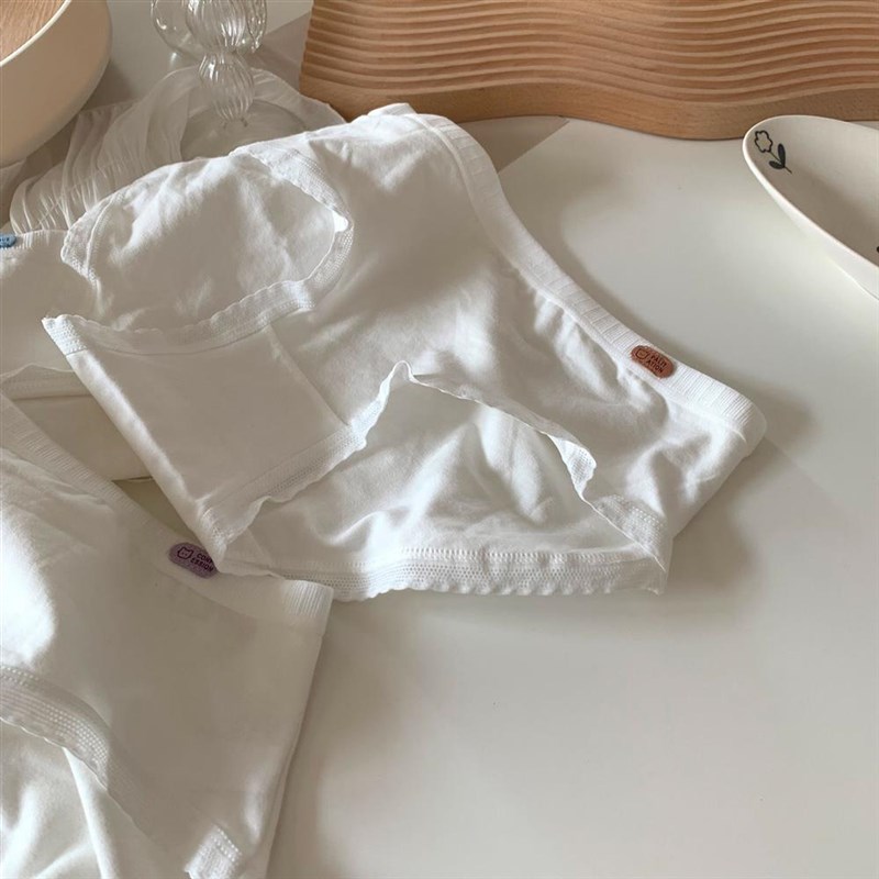 A类婴儿棉白色简约小动物标签内裤女中腰舒适夏季薄款学生三角裤