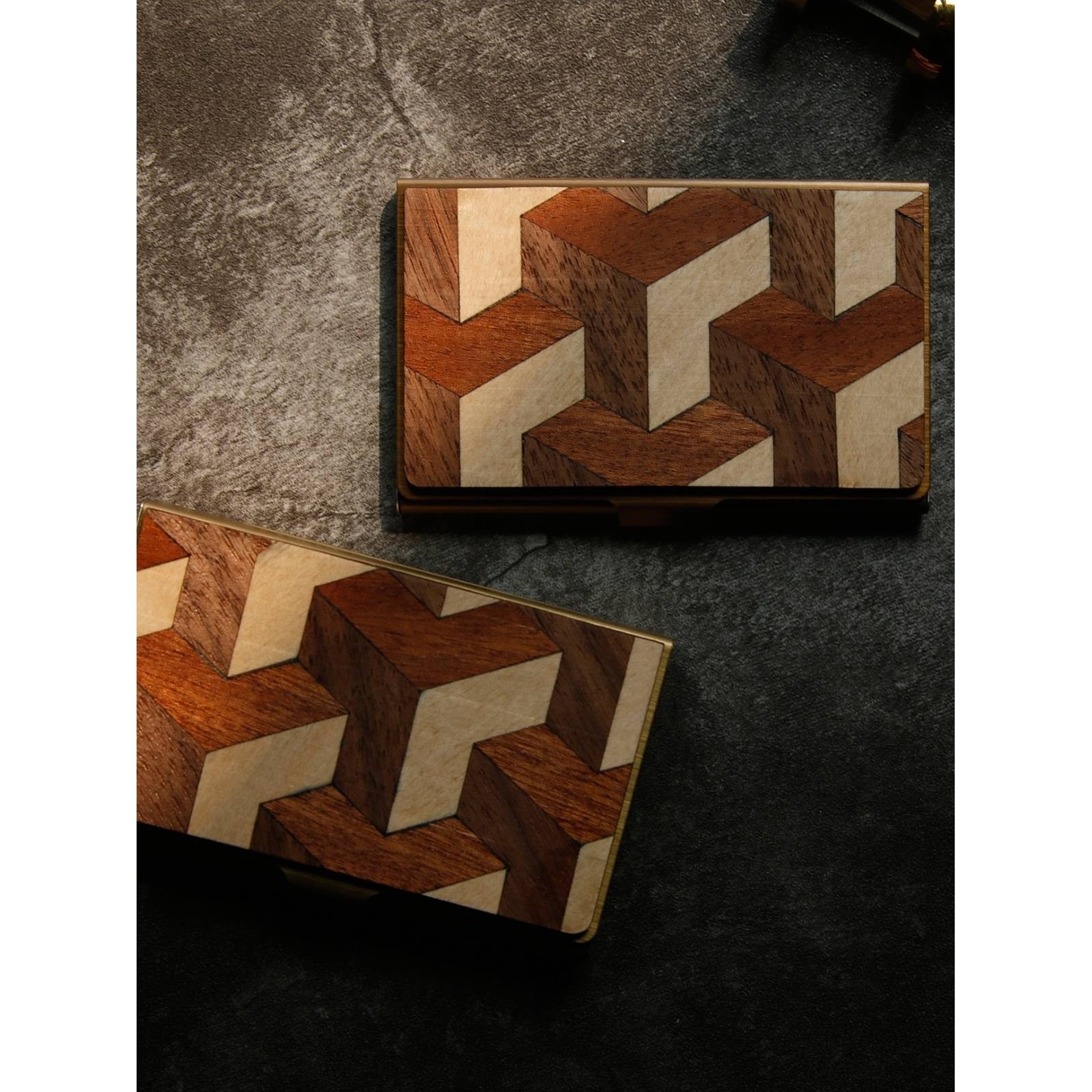 ?定 制刻字创意木质名片盒商务金属简约名片夹便携式男女卡,玩具/童车/益智/积木/模型,垂直悬浮玩具,淘宝优惠券,粉丝福利购,淘宝优惠卷