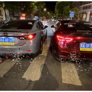 热门网红汽车改装 遥控双喷泡泡机 后杠双喷头泡机 后扰流开孔安装