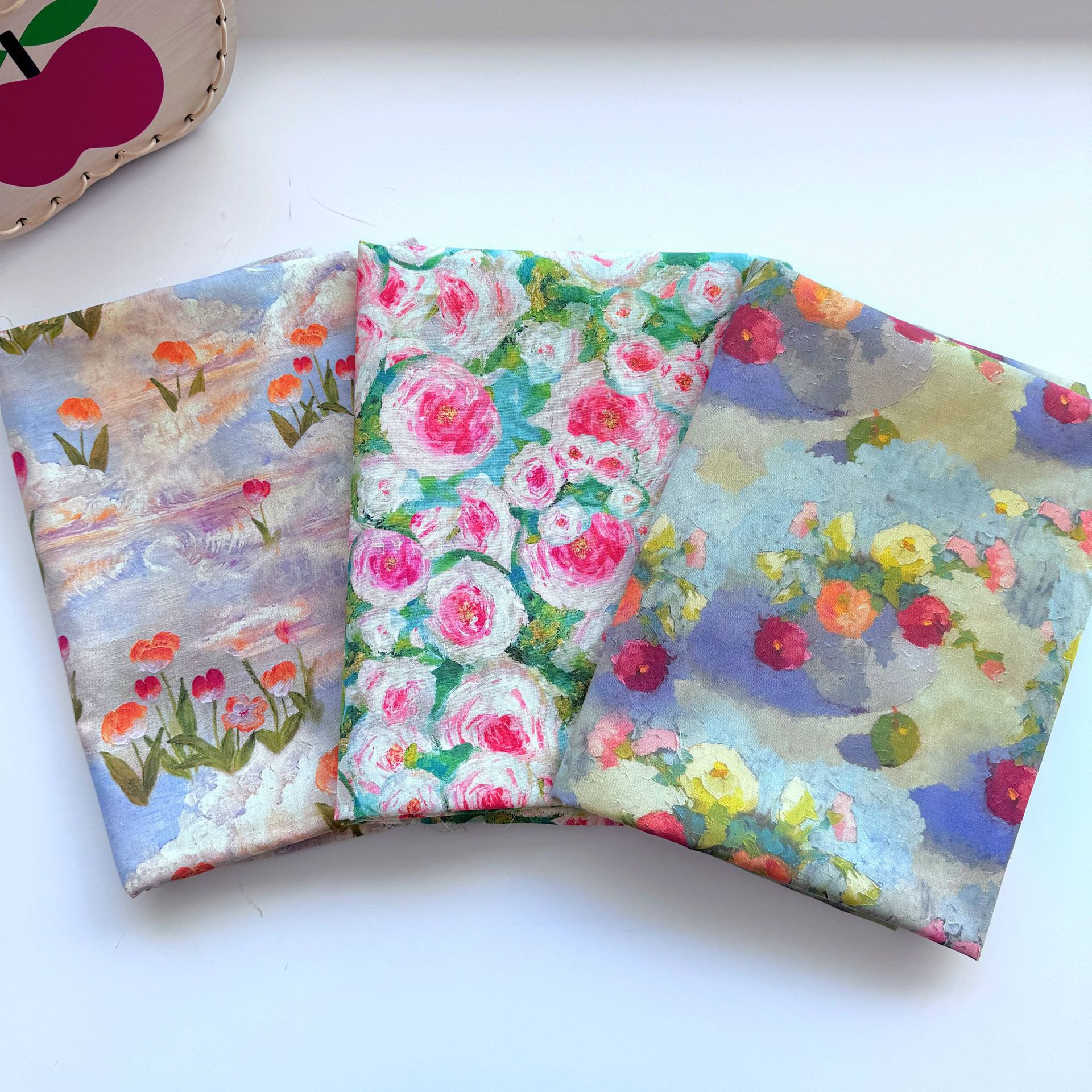 全棉40支数码印花爆款油画风纯棉碎花布女装童装包包面料