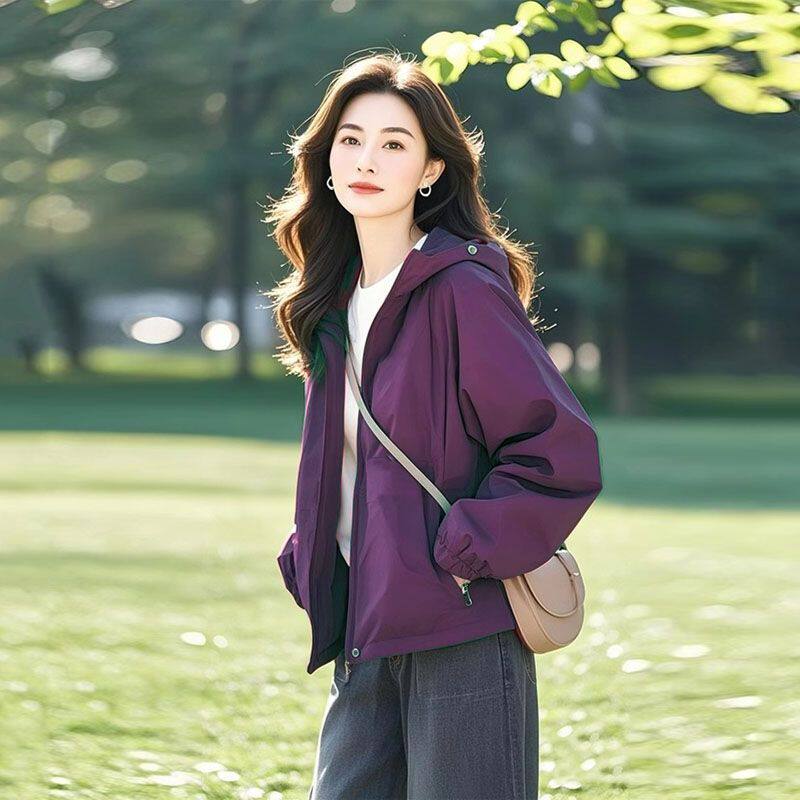 2025春装爆款独特连帽冲锋衣宽松外套女春季百搭通勤休闲小众夹克