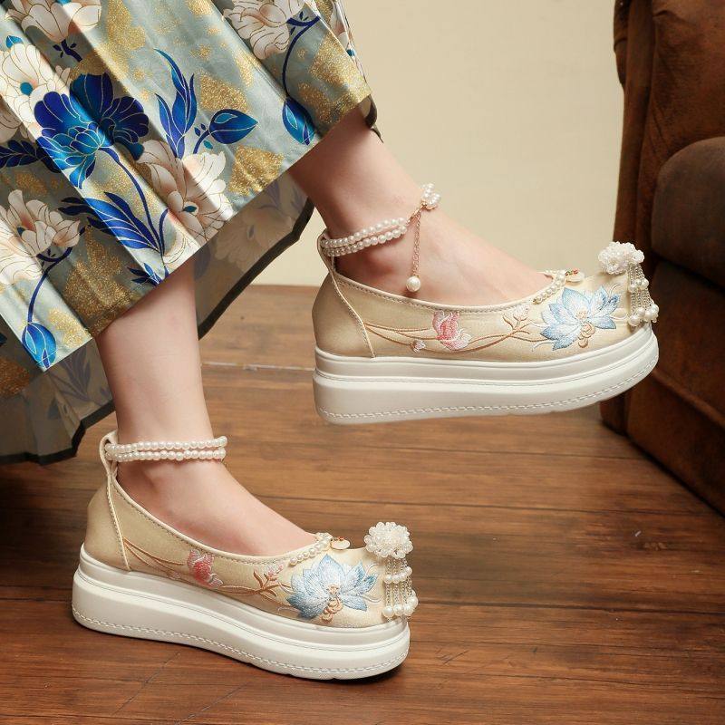 厚底汉服鞋子女增高成人软底古风绣花鞋古装新中式国风配马面裙鞋,女鞋,汉服鞋,淘宝优惠券,粉丝福利购,淘宝优惠卷