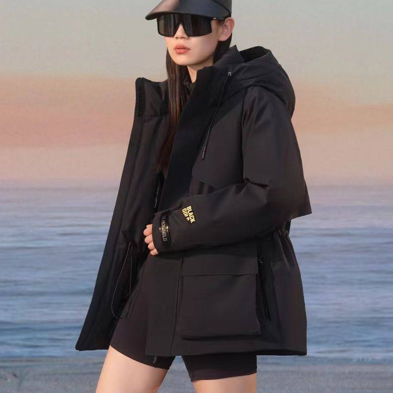 年后清仓鹅绒服羽绒服女原版磁吸扣冲锋衣收腰风壳冬季保暖外套,女装/女士精品,羽绒服,淘宝优惠券,粉丝福利购,淘宝优惠卷