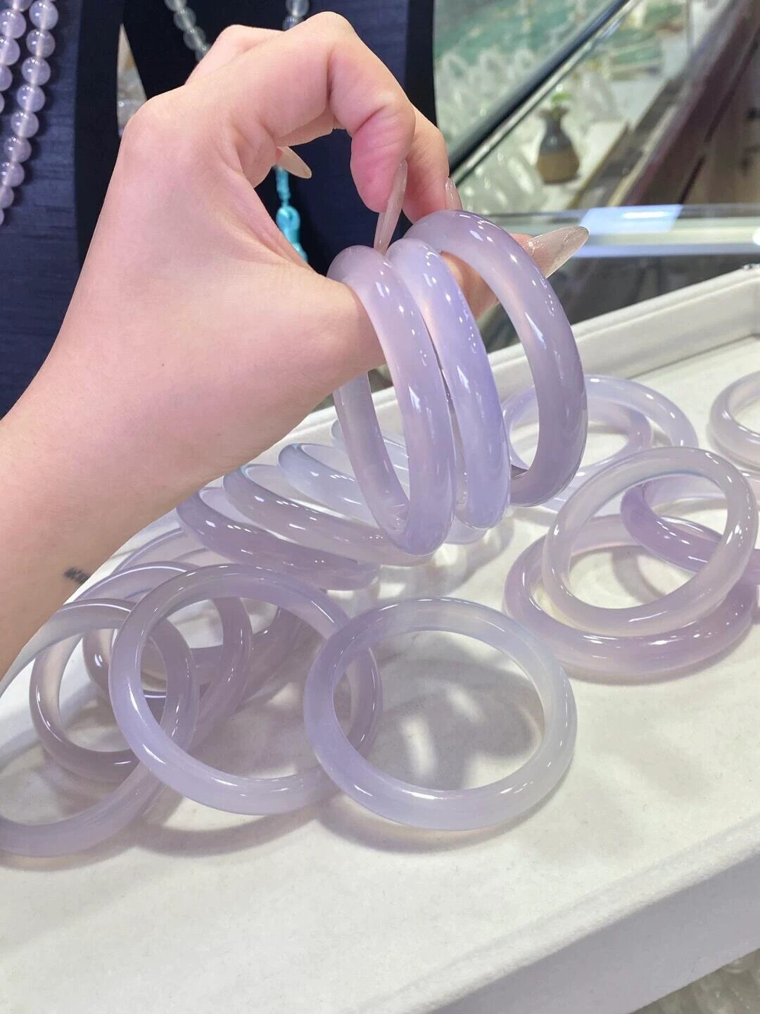 天然玛瑙手镯女款冰种紫罗兰玉镯子高冰淡紫色玉髓送女友闺蜜礼盒