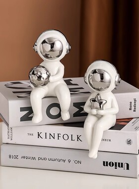 速发202高款摆件太空人太空人客厅酒柜电玄柜视关装饰品摆件轻奢