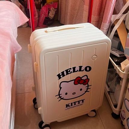 hellokitty行李箱贴纸防水不留胶大号可爱旅行箱装饰贴画高级感