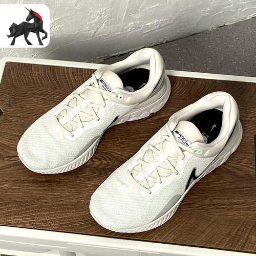 耐克男子缓震公路跑步鞋