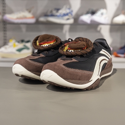 李宁正品迪士尼联名系列心流男女款潮流舒适耐磨休闲鞋AGLV096-7