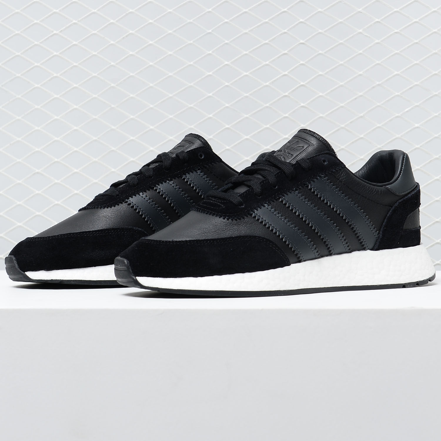 Adidas/阿迪达斯正品 BOOST 男子休闲运动跑步鞋 BD7798