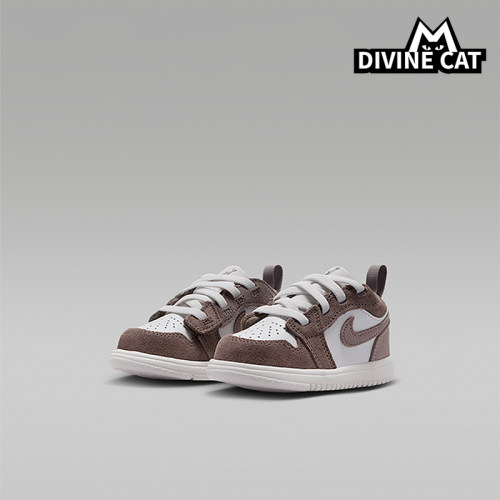 Nike/耐克正品Jordan 1婴童运动轻便透气复古休闲鞋DR9747-026