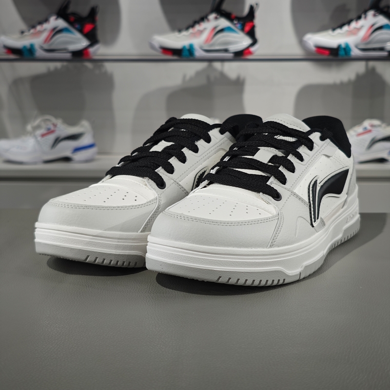 李宁正品秋季新款天迹2.0男子柔软回弹复古运动休闲板鞋AGCU461-1