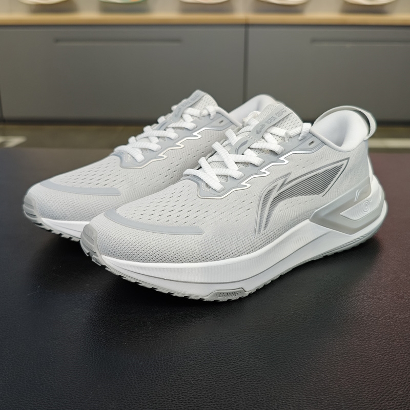 Lining/李宁正品越影3女子支撑稳定缓震耐磨低帮跑步鞋ARHT020-2