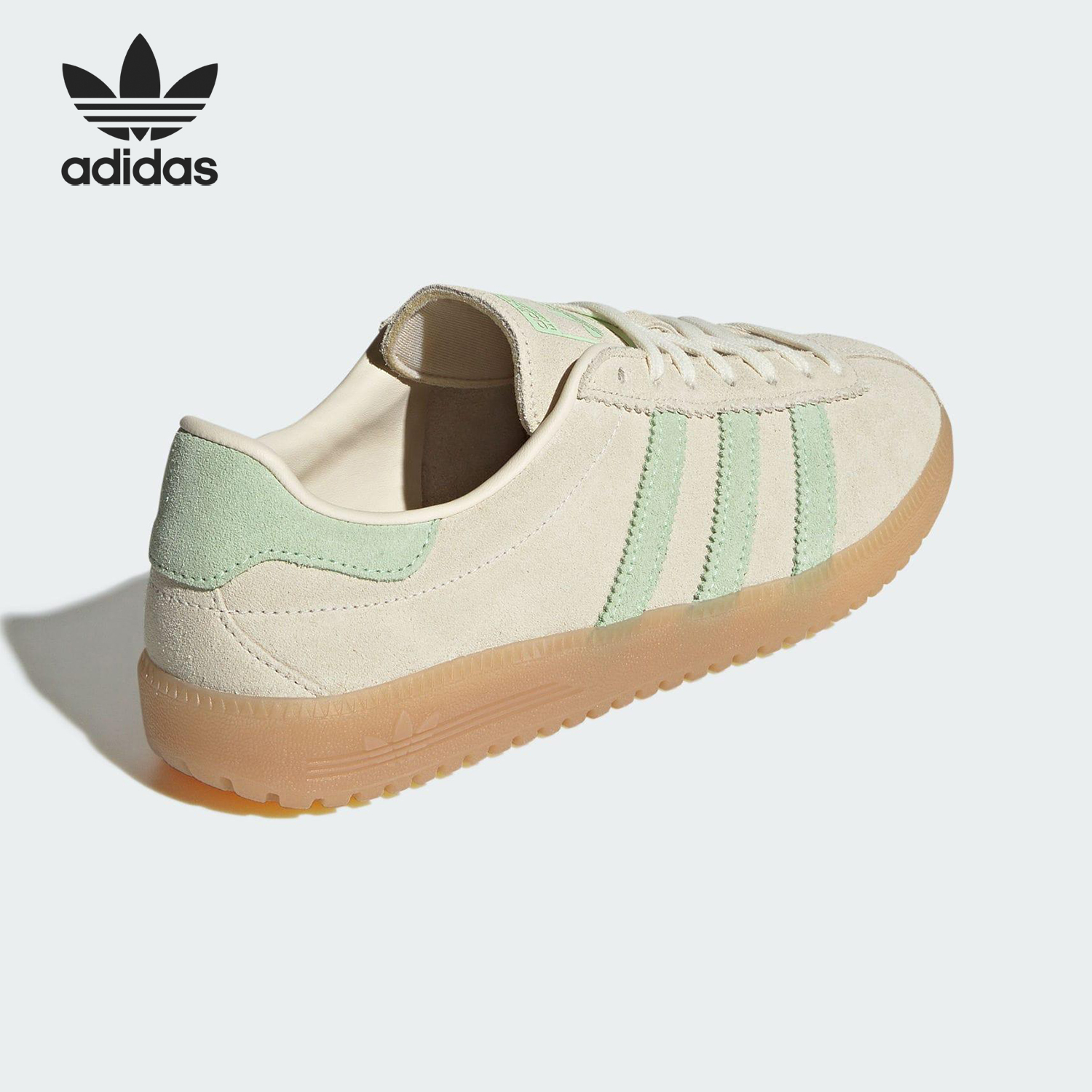 Adidas/阿迪达斯正品三叶草女士轻便经典低帮休闲板鞋JS3976