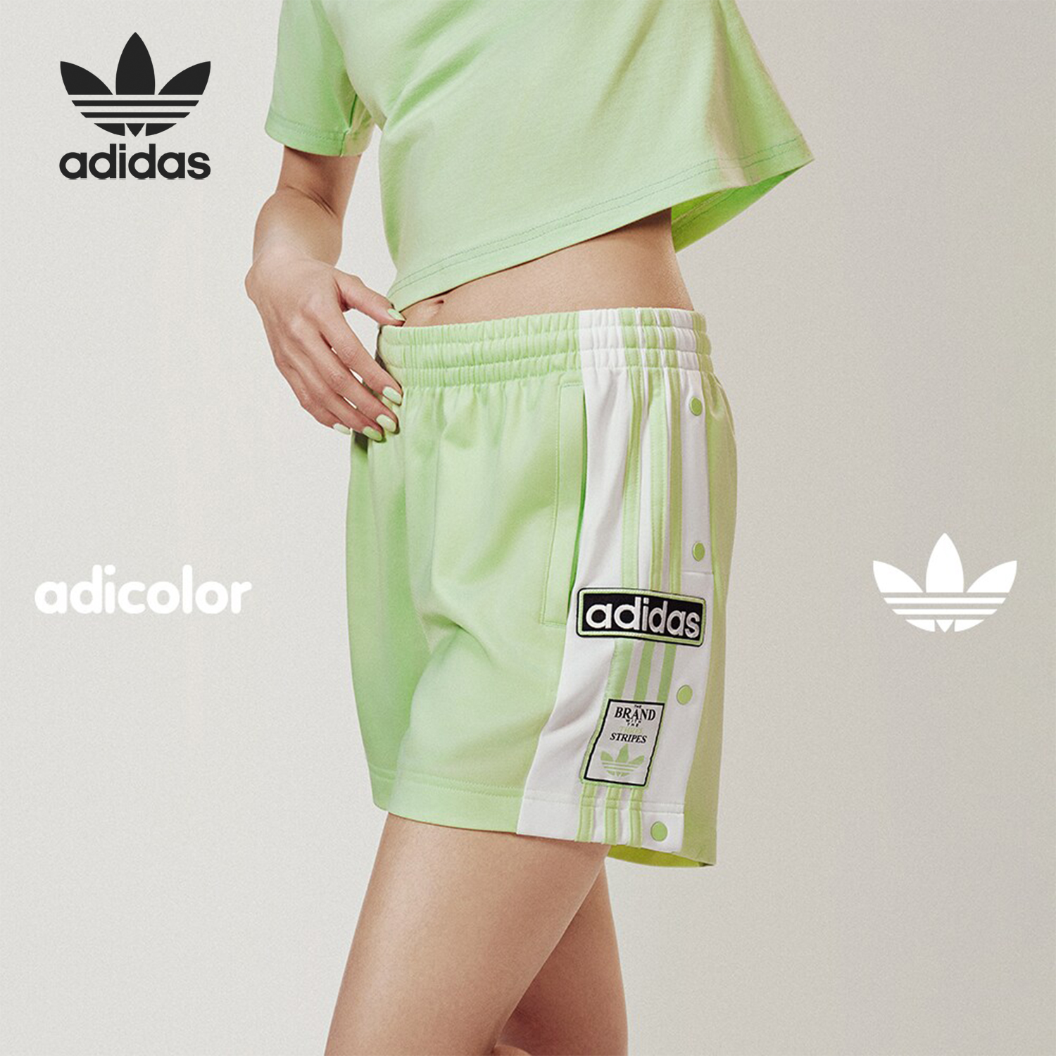 Adidas/阿迪达斯正品三叶草女士复古侧开排扣运动短裤IP0718