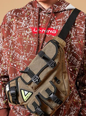 李宁正品胸包系列男女同款经典复古多口袋运动斜挎胸包ABLP142-2