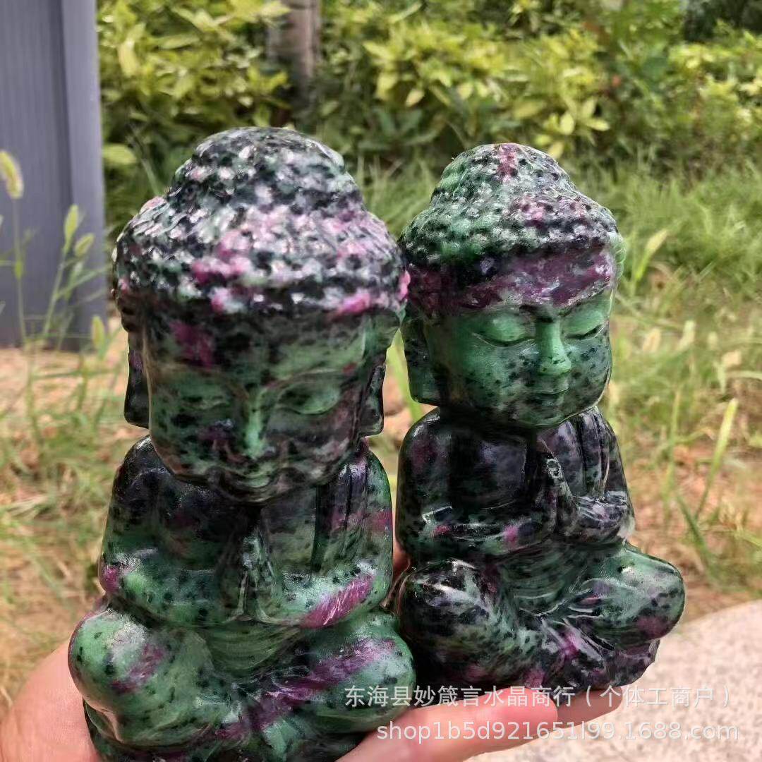 天然红绿宝释迦牟尼宝宝佛天然原石雕刻件工艺品摆件