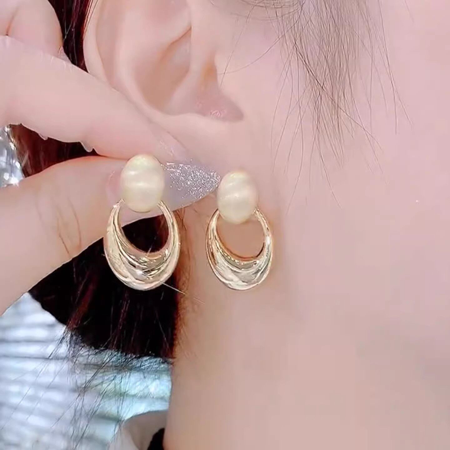 港式复古风椭圆磨砂圈圈耳钉轻奢高级感流行耳坠精致百搭气质耳饰