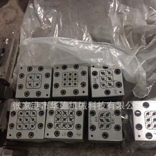 PVC阑 P管设备 PVC九珊孔SZ65/1管挤出机 VC四孔管生产线通信管挤