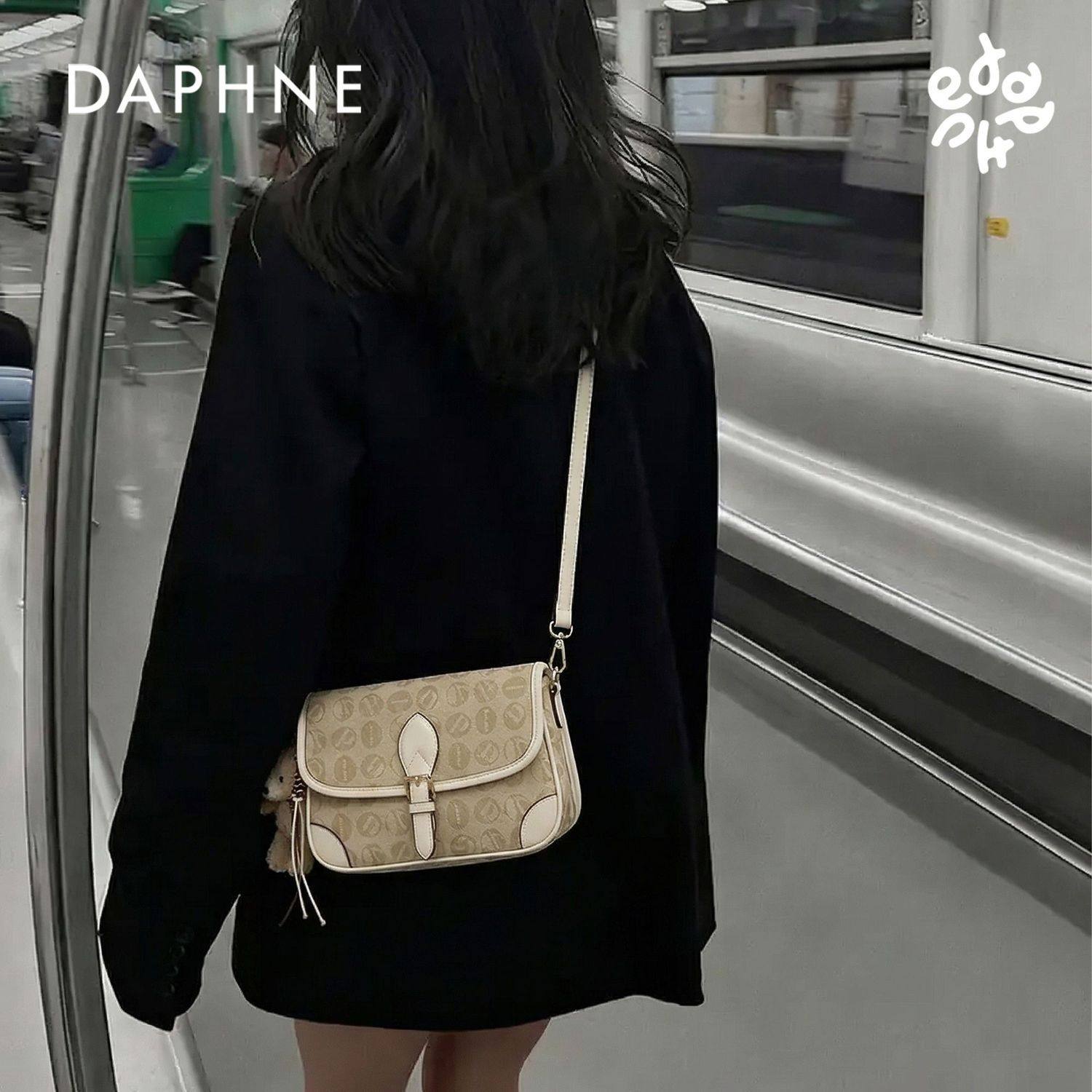 Daphne/达芙妮印花法棍单肩新款女时尚通勤斜挎包腋下老花包10326,箱包皮具/热销女包/男包,通用款女包,淘宝优惠券,粉丝福利购,淘宝优惠卷