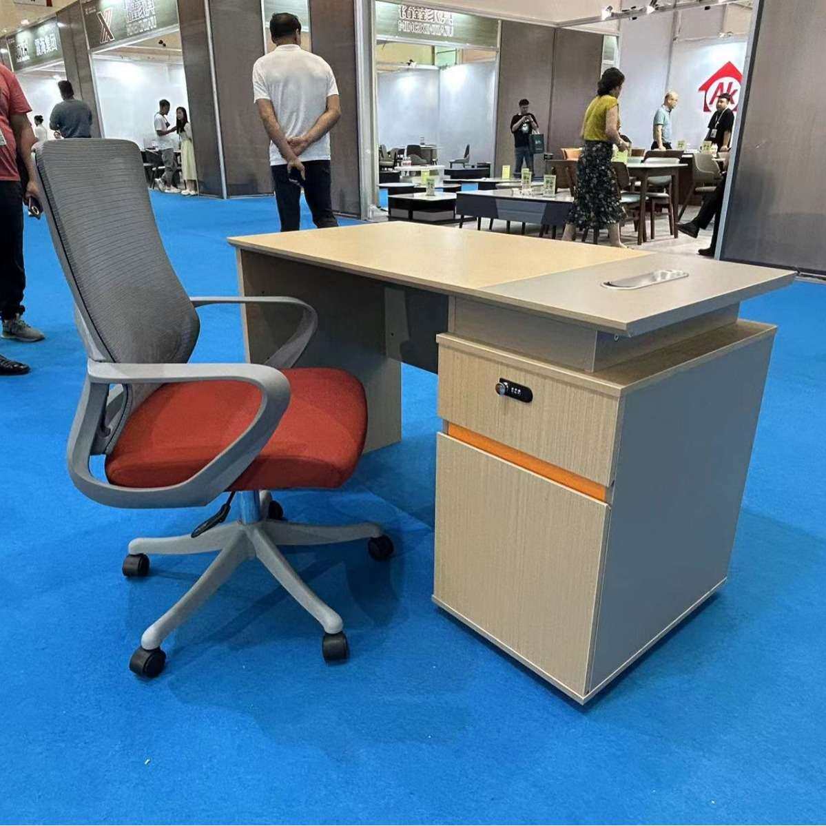 单人办公桌教室桌椅职员桌1.2米1.4米办公桌椅组合经理桌简约现代,3C数码配件,其它配件,淘宝优惠券,粉丝福利购,淘宝优惠卷