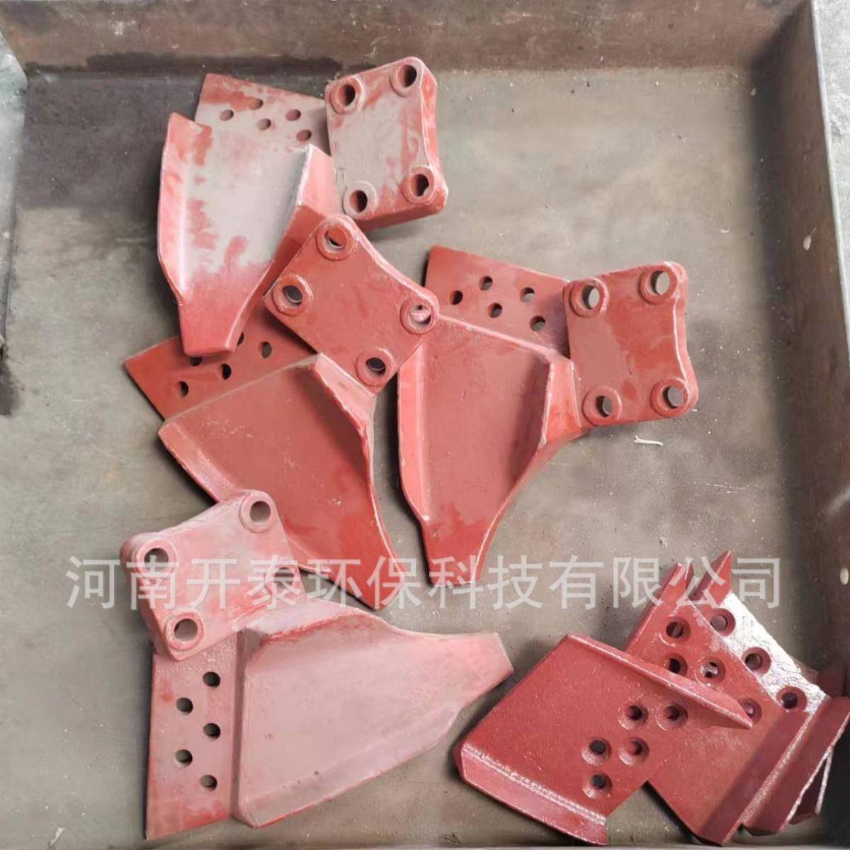 雷蒙磨配件厂家直销上海138型雷蒙磨高锰钢铲刀138型磨辊磨环